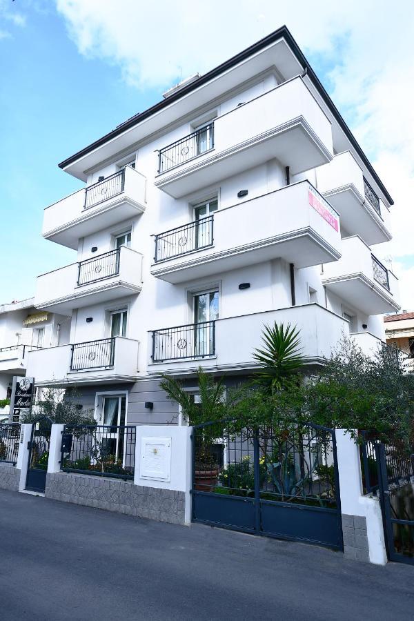 Residence Marlin Riccione Exterior foto