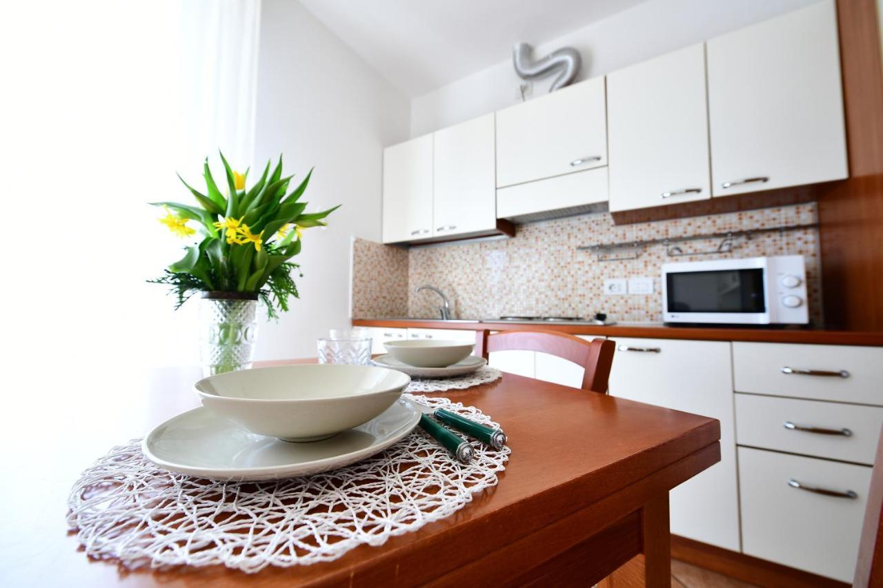 Residence Marlin Riccione Exterior foto
